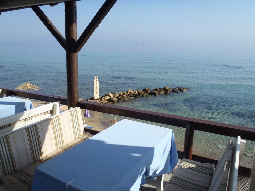 Loukas Apartments On The Waves Трагаки Стая снимка